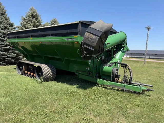 2013 Brent 2096 Chariot à Grain
