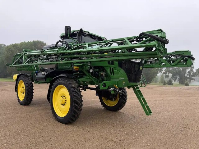 2024 John Deere 412R Arroseur - Automoteur