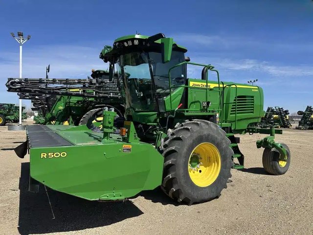 2024 John Deere W235 Andaineur