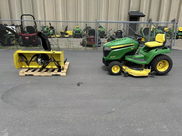 2014 John Deere X530 Tracteur à pelouse