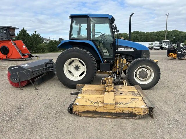 2000 New Holland TS110 Tracteur