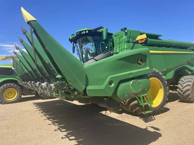 2022 John Deere C12R Nez - Maïs