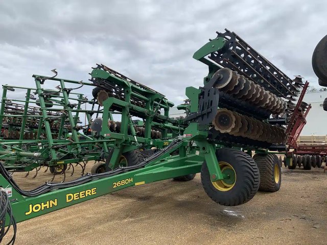 2022 John Deere 2680H Disque