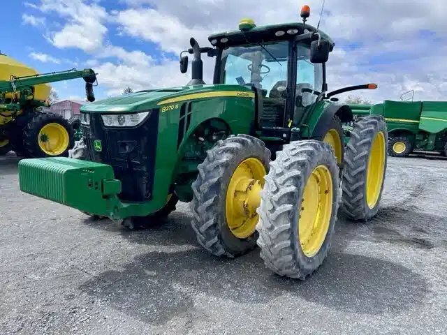 2015 John Deere 8270R Tracteur