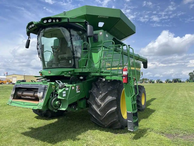 2021 John Deere S780 Batteuse