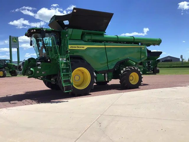 2024 John Deere X9 1100 Batteuse