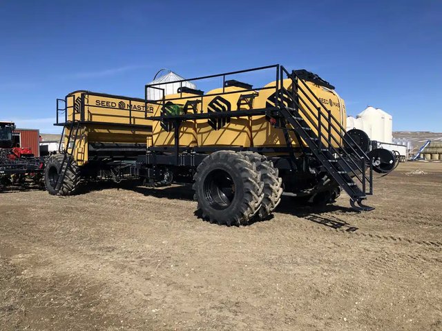 2016 SeedMaster 8012 Semoir à air