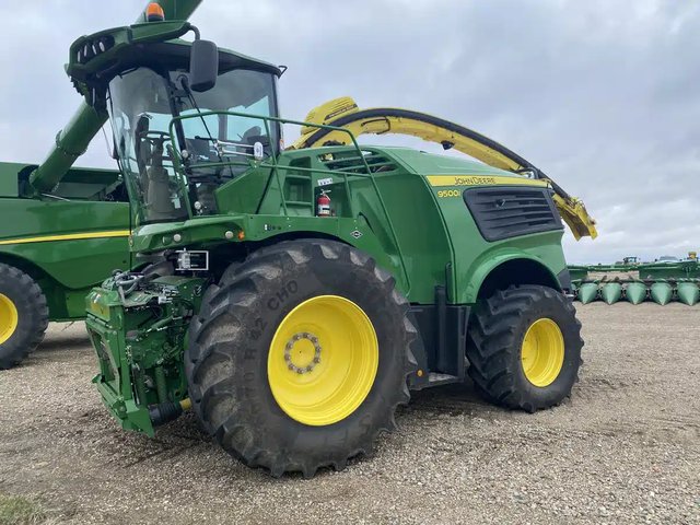 2024 John Deere 9500 Batteuse