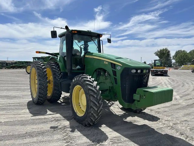 2008 John Deere 8130 Tracteur