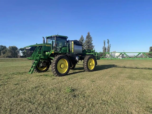 2023 John Deere 612R Arroseur - Automoteur