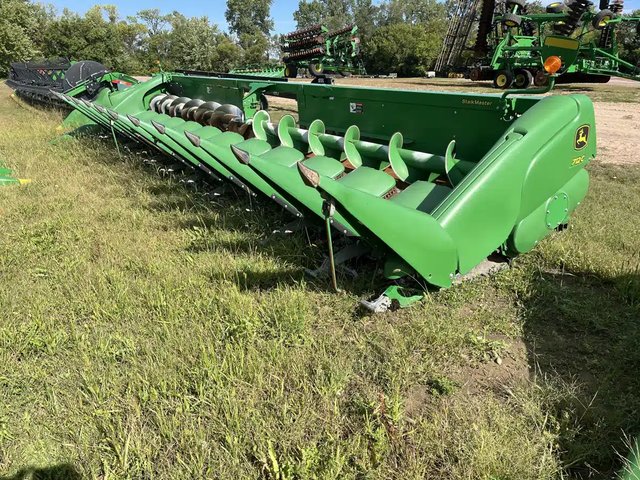 2020 John Deere 712C Nez - Maïs