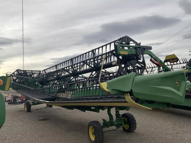 2023 John Deere HD35R Nez - Toile/Tapis