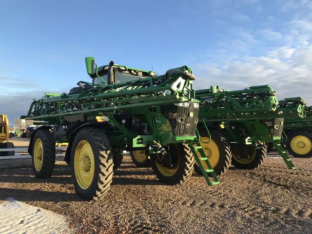 2023 John Deere 612R Arroseur - Automoteur