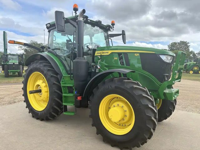 2025 John Deere 6R 215 Tracteur