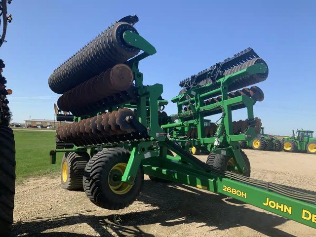 2022 John Deere 2680H Disque