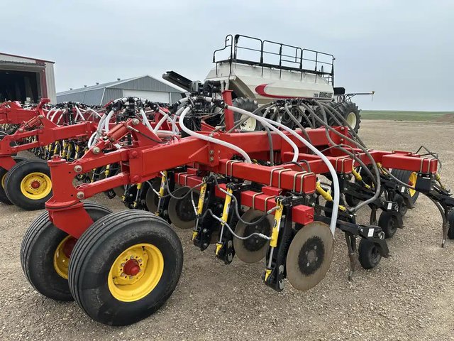 2014 Bourgault 3320-76 Semoir à air
