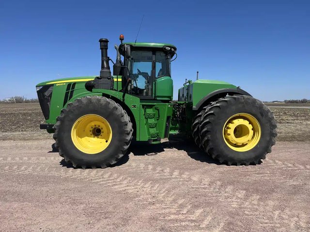 2015 John Deere 9620R Tracteur