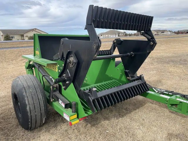 Summers Mfg 9R0700B ramasseuse de pierres