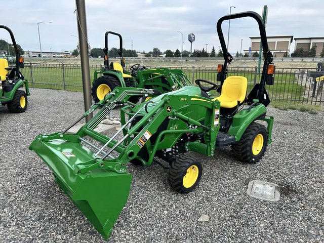 2025 John Deere 1023E Tracteur