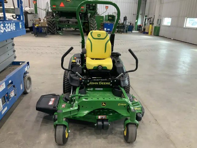 2025 John Deere Z920M Tondeuse à rayon de braquage zéro