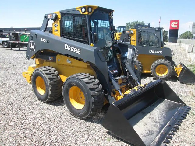 2026 John Deere 330 Excavatrice