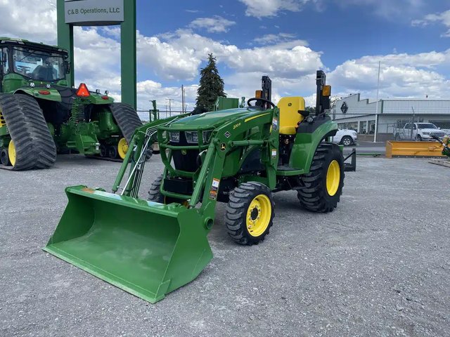 John Deere 2032R Tracteur