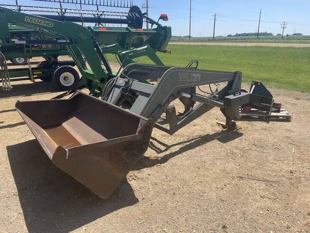 Miller PL 2 Tracteur avec chargeur
