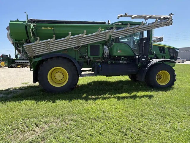 2024 John Deere 800R Applicateur anhydre