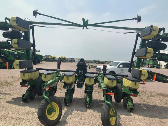 2001 John Deere 1710 Planteur