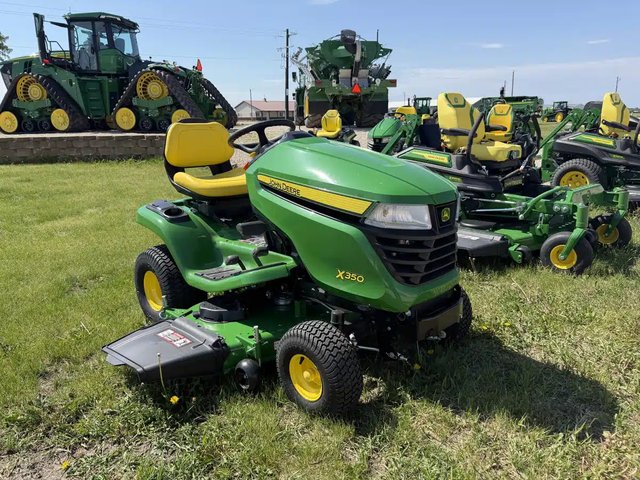 2026 John Deere X350 Tracteur à pelouse