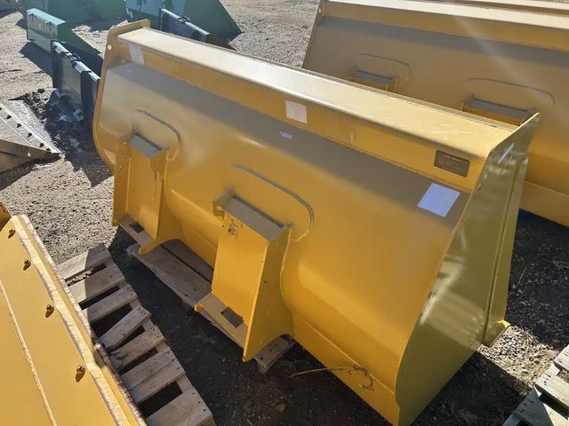 2022 John Deere AT413237 Godet (bucket)