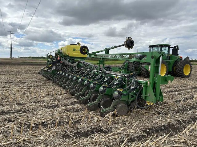2024 John Deere DB60 Planteur
