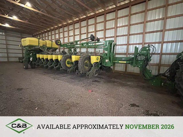 2024 John Deere 1775NT Planteur