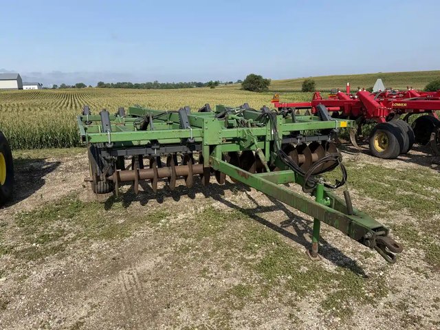 1990 John Deere 714 Extirpateur à disque
