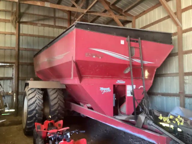2007 Demco 950 Chariot à Grain