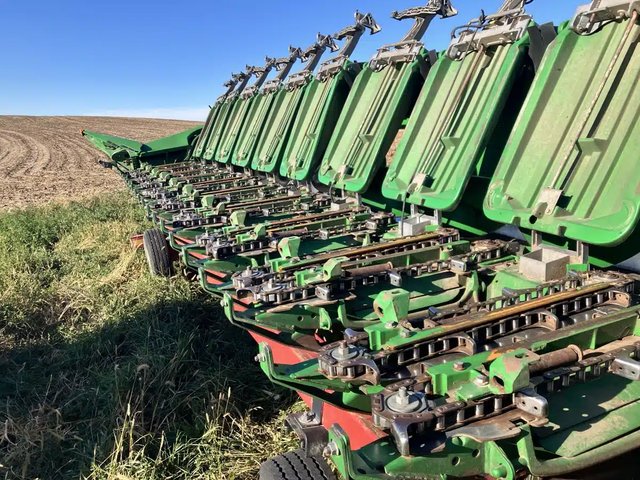 2011 John Deere 612C Nez - Maïs