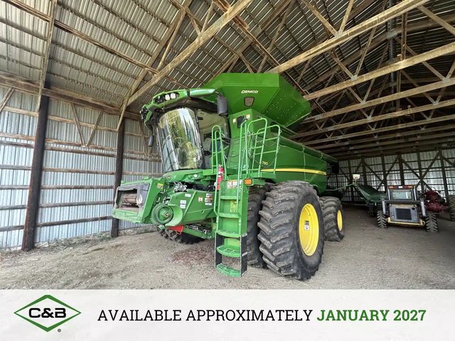 2024 John Deere S780 Batteuse