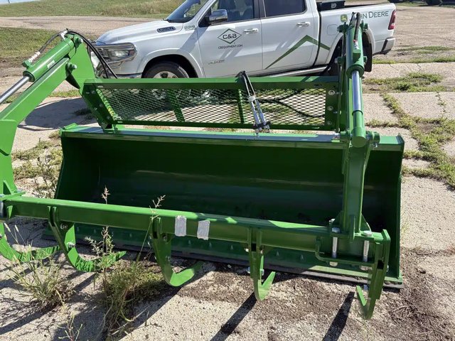 2026 John Deere 8ft Godet (bucket)