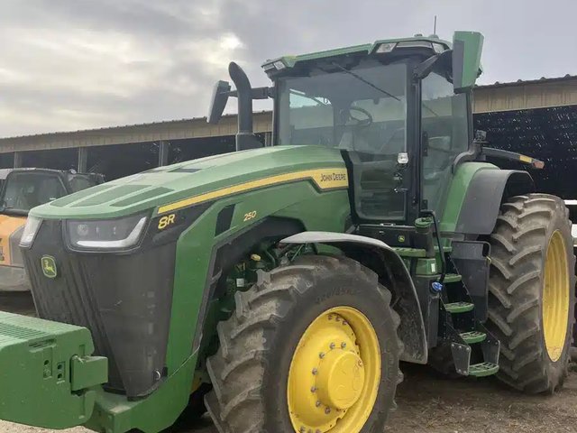 2025 John Deere 8R 250 Tracteur