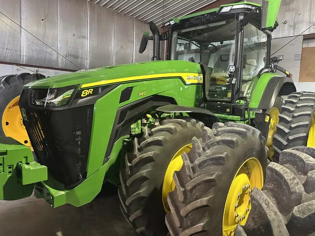 2025 John Deere 8R 340 Tracteur