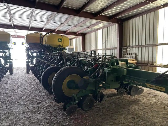 2026 John Deere 1775NT Planteur