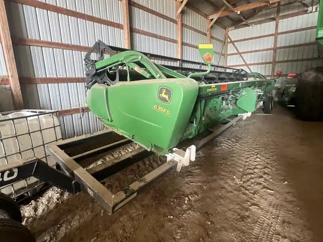 2013 John Deere 635FD Nez - Toile/Tapis