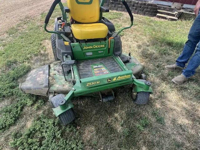 2023 John Deere Z530M Tondeuse à rayon de braquage zéro