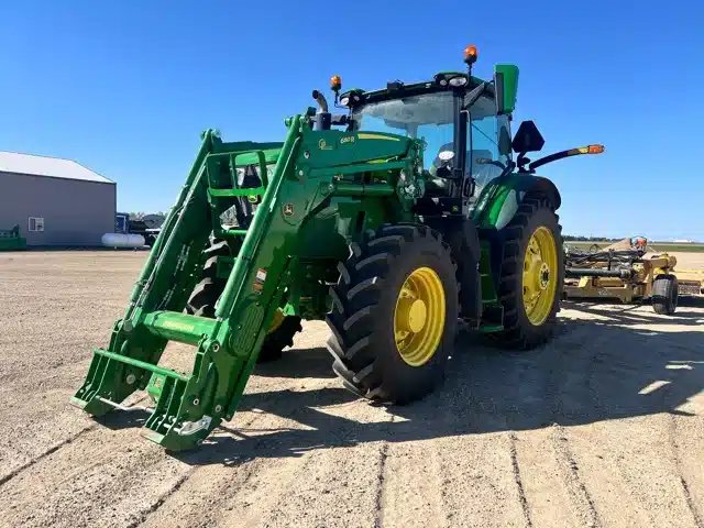 2024 John Deere 6R 215 Tracteur