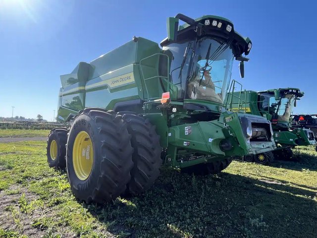 2025 John Deere S7 800 Batteuse