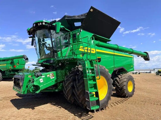 2025 John Deere S7 800 Batteuse