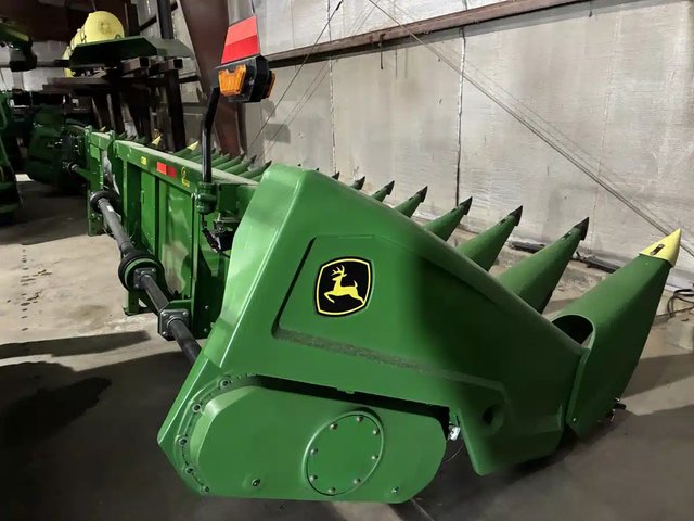 2024 John Deere C18R Nez - Maïs