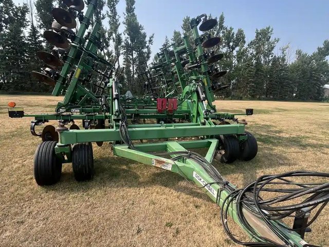 2010 Summers Mfg SuperChisel Cultivateur Sous-soleur