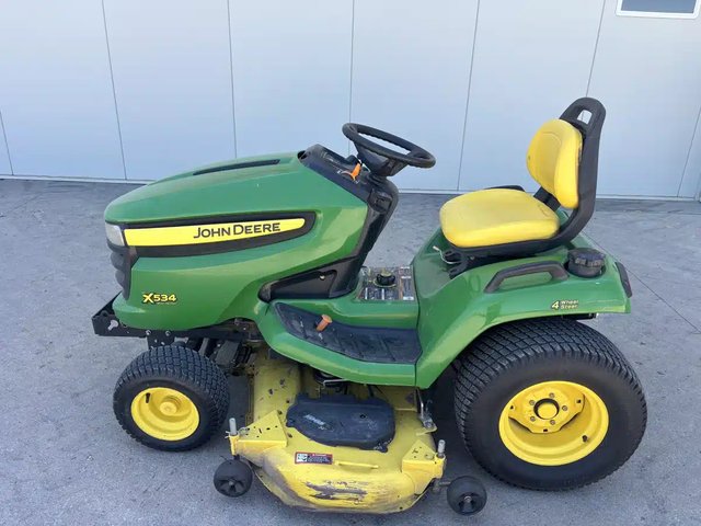 2008 John Deere X534 Tracteur à pelouse