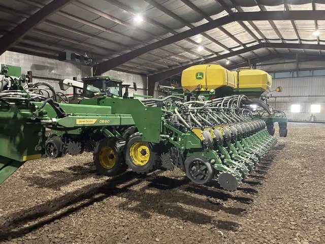 2025 John Deere DB60 Planteur